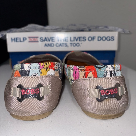 BOBS SKECHERS Women’s Plush Wag Canvas Party Flat Sz 9 Multi Dog Print - Picture 3 of 9